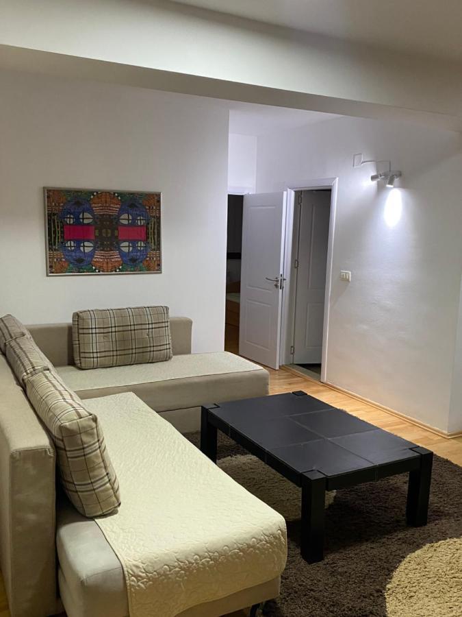Dona Apartments Скопие Екстериор снимка