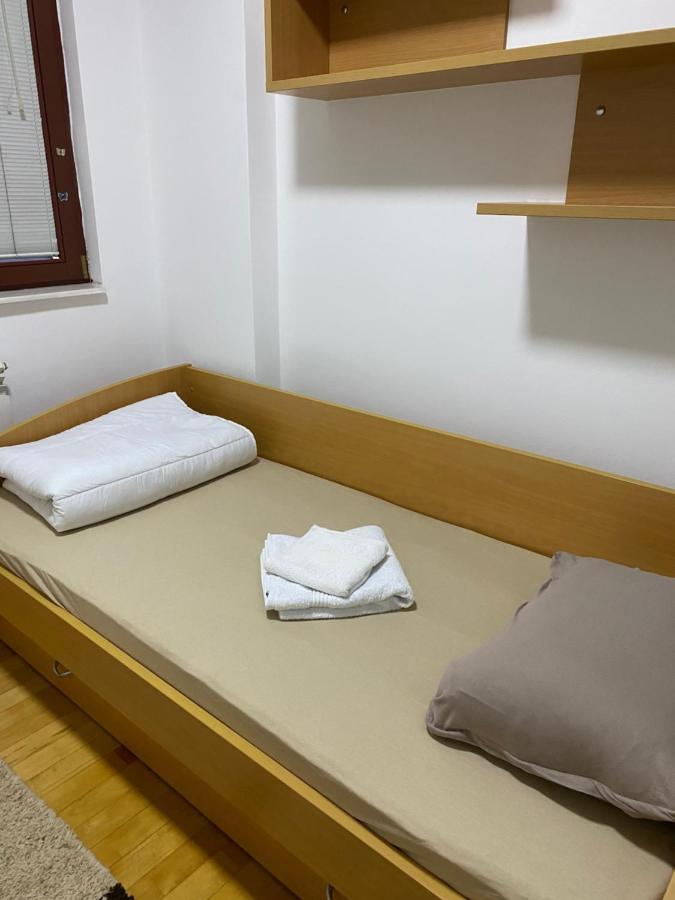 Dona Apartments Скопие Екстериор снимка